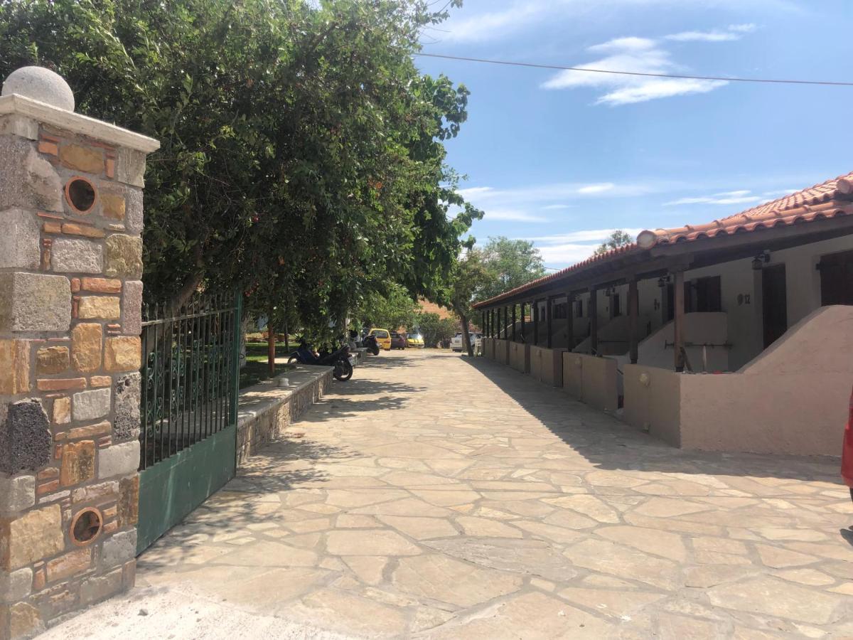 Gregory'S Village Plati  Buitenkant foto